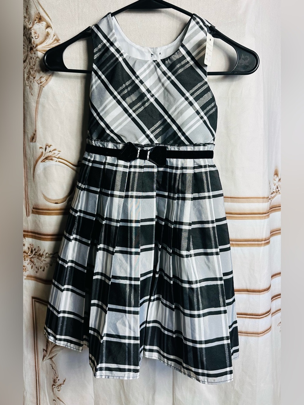 Jona Michelle Black & White Plaid Sleeveless Dress - Picture 3 of 11